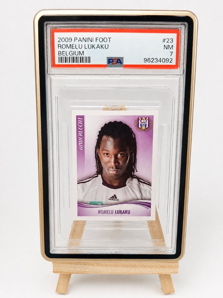 Autocollant Rookie #23 de Panini Romelu Lukaku 2009 — PSA 7, Enlèvement ou Envoi, Comme neuf, Autocollant