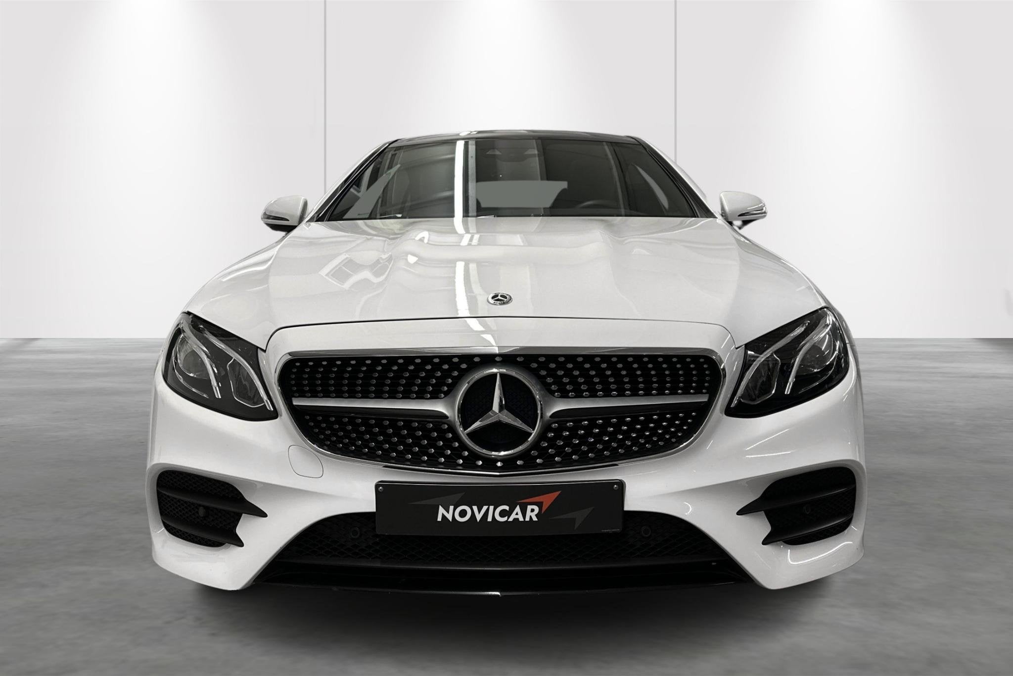 Mercedes-Benz E-klasse Coupé 220 d COUPE - SENSOREN + CAMER, Auto's, Automaat, 4 zetels, Achterwielaandrijving, Euro 6