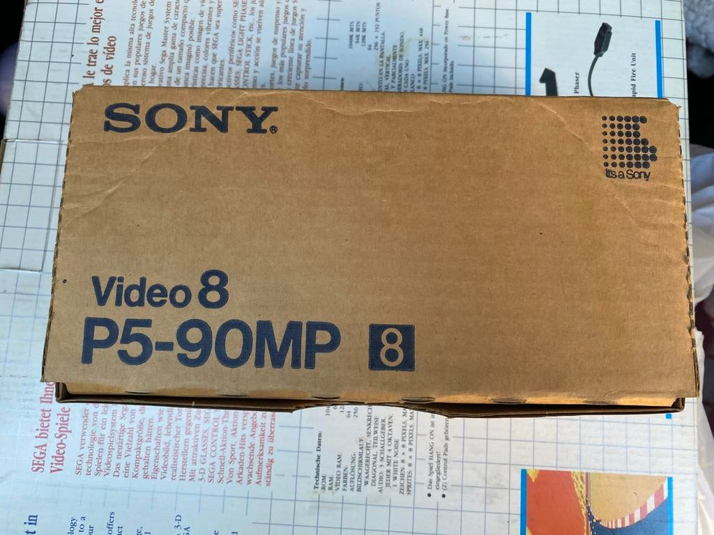 Sony Video 8 P5-90MP, doos met 10 8 mm cassettes, Ophalen of Verzenden, 8mm, (Video)band