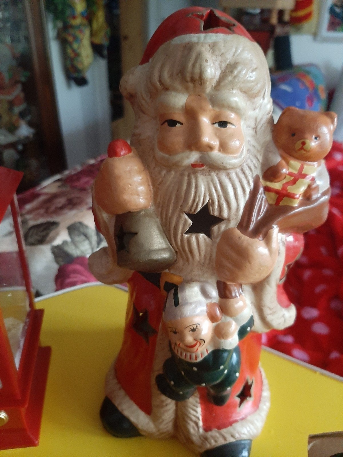 kerst pakket kerstman met kaarsje lantaarn dat sneeuwt enz, Ophalen