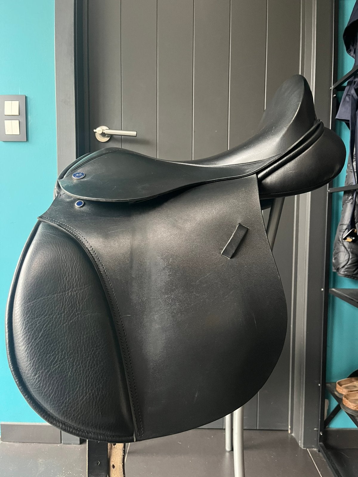 Brandt zadel 16 inch wide, Animaux & Accessoires, Chevaux & Poneys | Selles, Siège semi-creux, Polyvalence, S (16 ou 16.5 pouces)