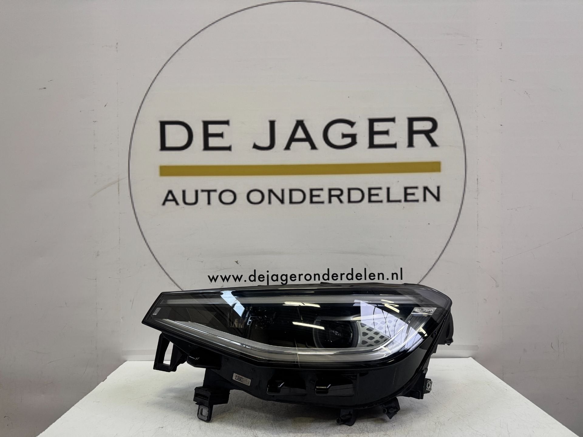 VW ID4 ID.4 ID 4 IQ LED KOPLAMP LINKS 11B941035M 2020-, Volkswagen, Volkswagen AG, Vw@volkswagen.de, Utilisé