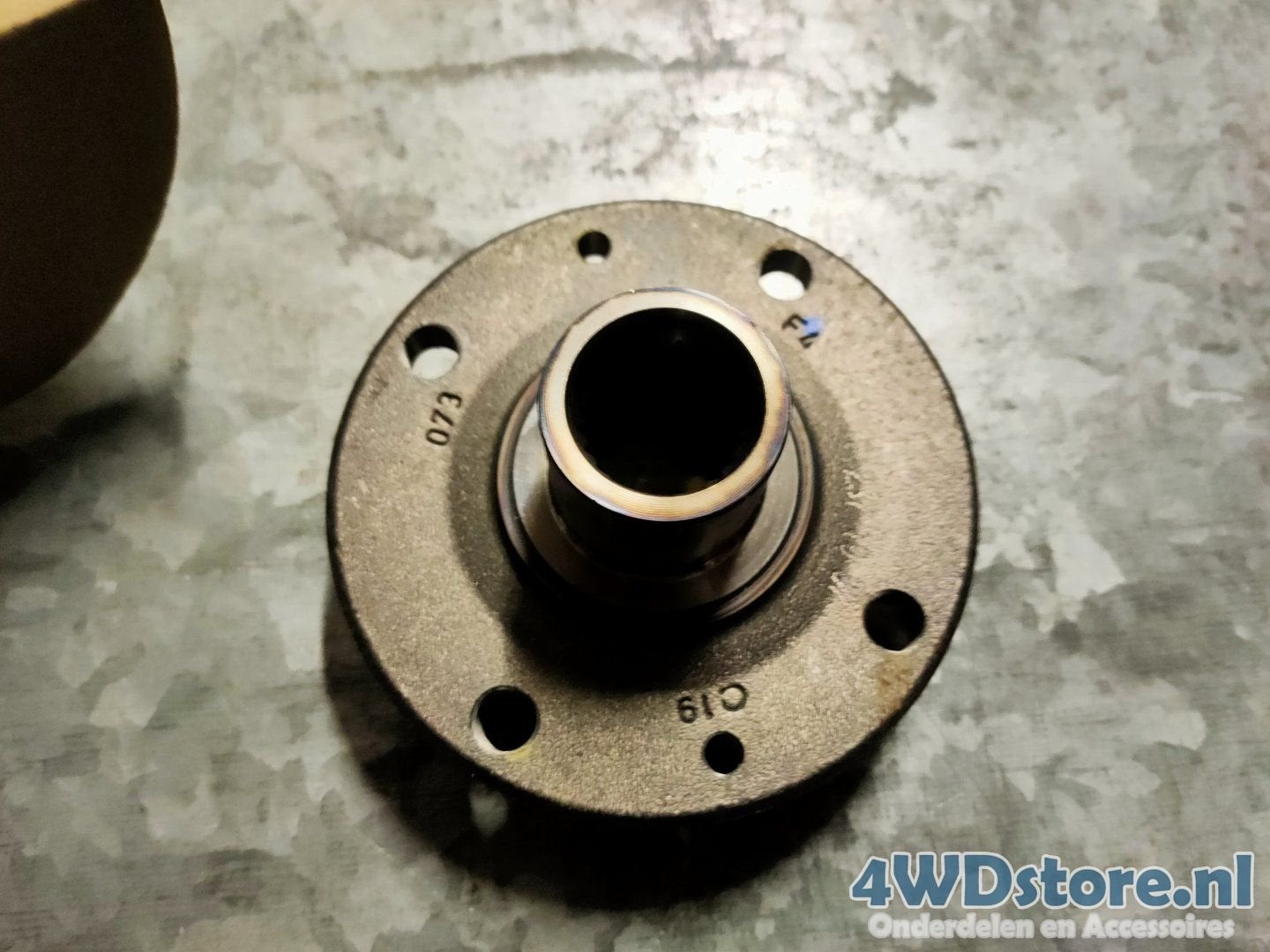 Nissan Micra K11 Wielnaaf 40204AX600, -, -, Nieuw, Ophalen of Verzenden