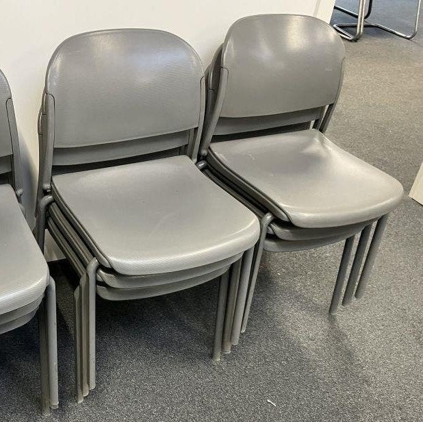 16 chaises de conférence magnifiques et très robustes, Archives et Rangement, Enlèvement, Utilisé, Chaise