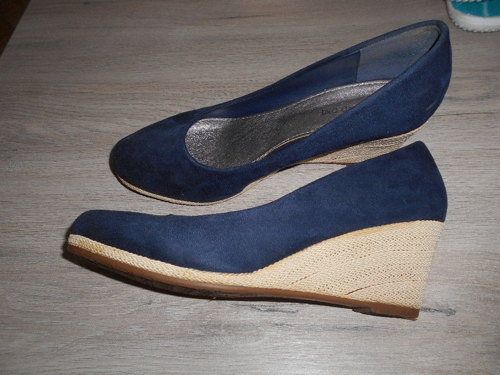blauwe damensschoenen maat 41, Schoenen met lage hakken, Blauw, Ophalen of Verzenden, Trend One