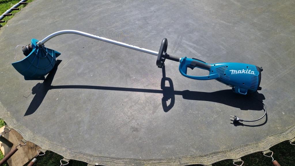 Makita grastrimmer UM4030 1000W., Ophalen, Gebruikt, Elektrisch, Makita