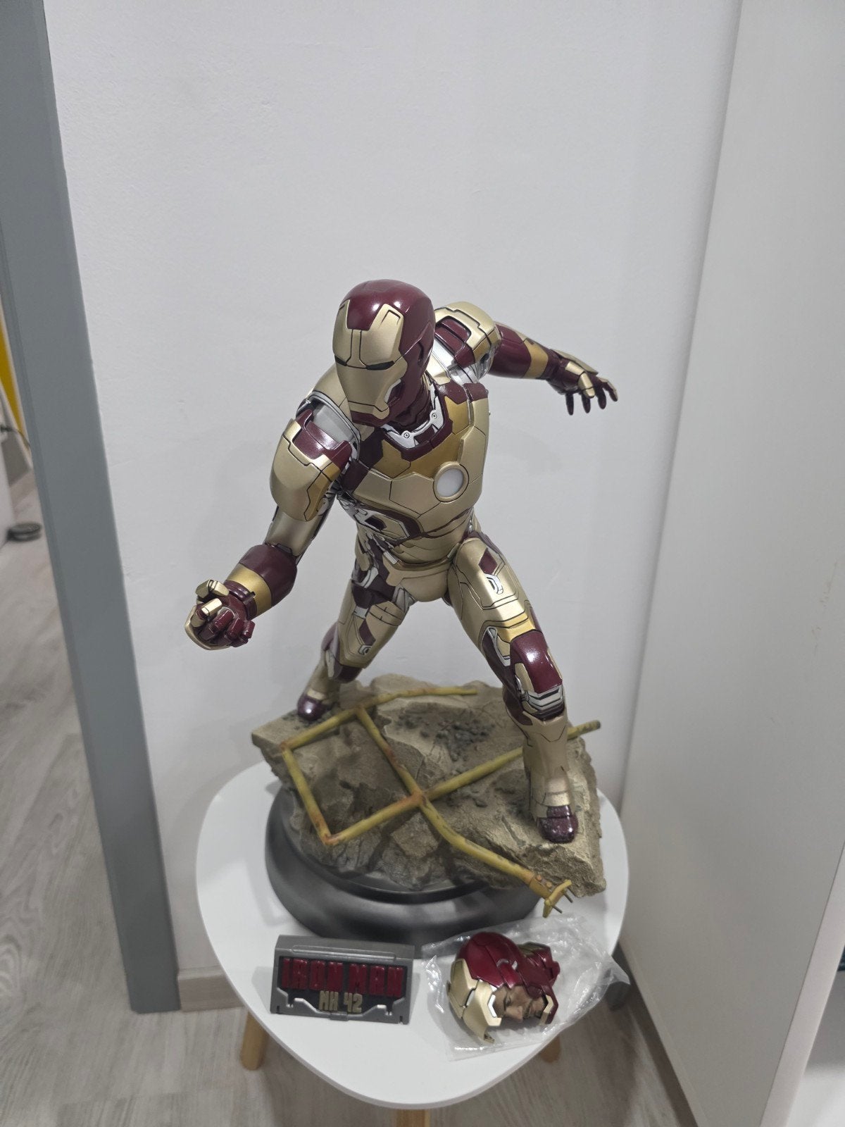Iron man mk42 sideshow 1/4, Collections, Enlèvement, Comme neuf