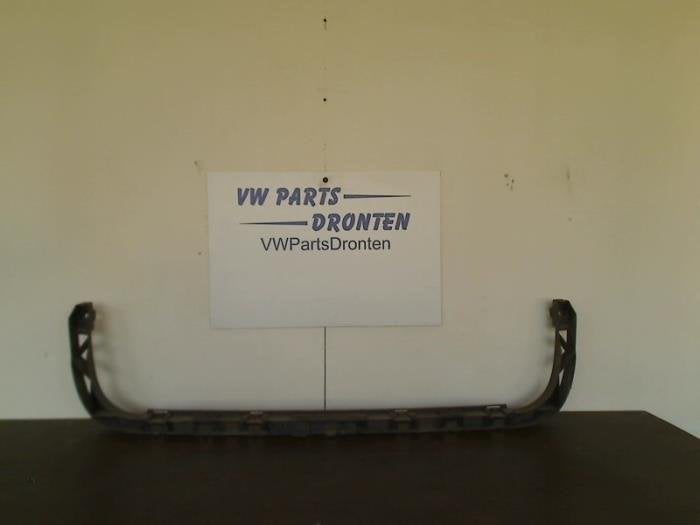 Support pare-chocs arrière centre d'un Volkswagen Passat, Volkswagen, -, 3 mois de garantie, Utilisé