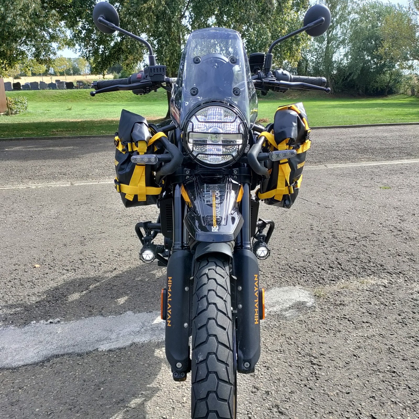 Royal Enfield Himalayan 450 — Jantes noir/or — 4 998 km, Particulier