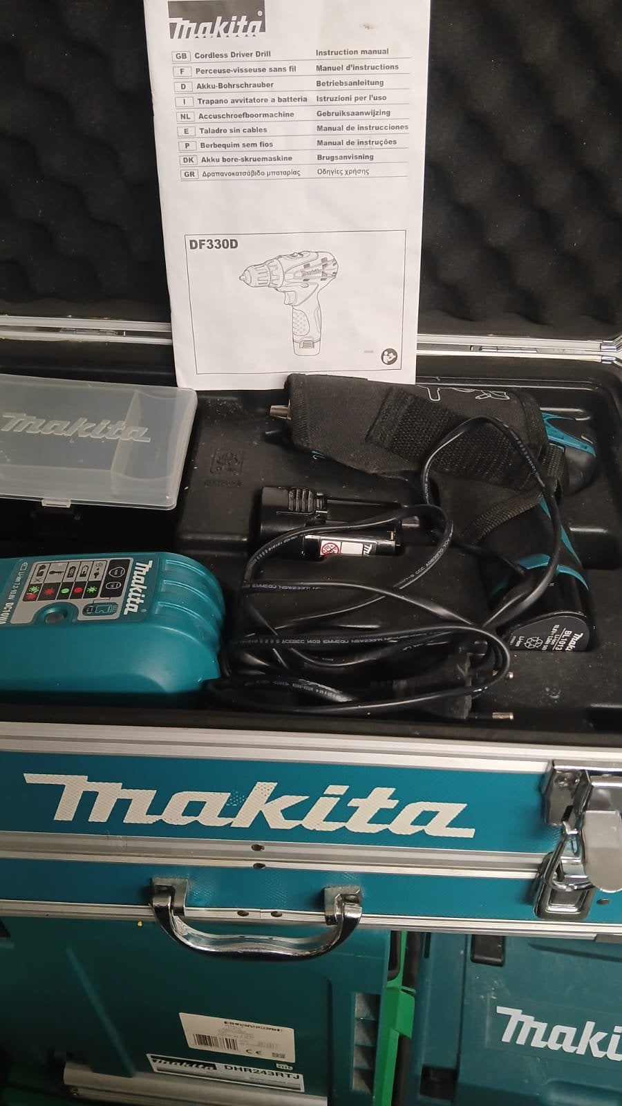 Set makita visseuse, Enlèvement, Comme neuf