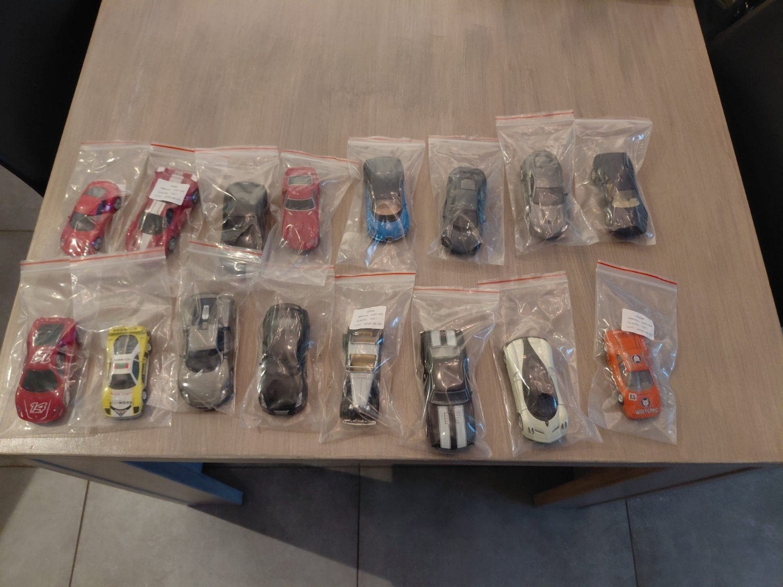 verschillende auto´s schaal 1:, Ophalen