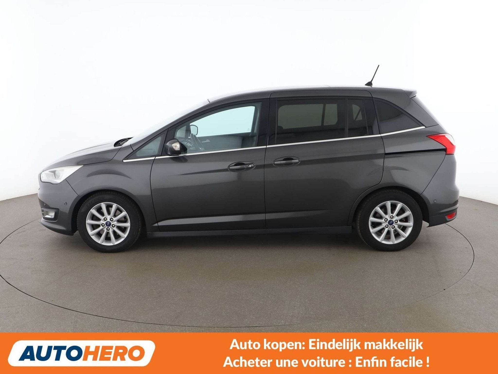 Ford Grand C-Max 1.5 EcoBoost Titanium (bj 2018, automaat), Auto's, Ford, LED verlichting, 1507 kg, Leder, 5 zetels