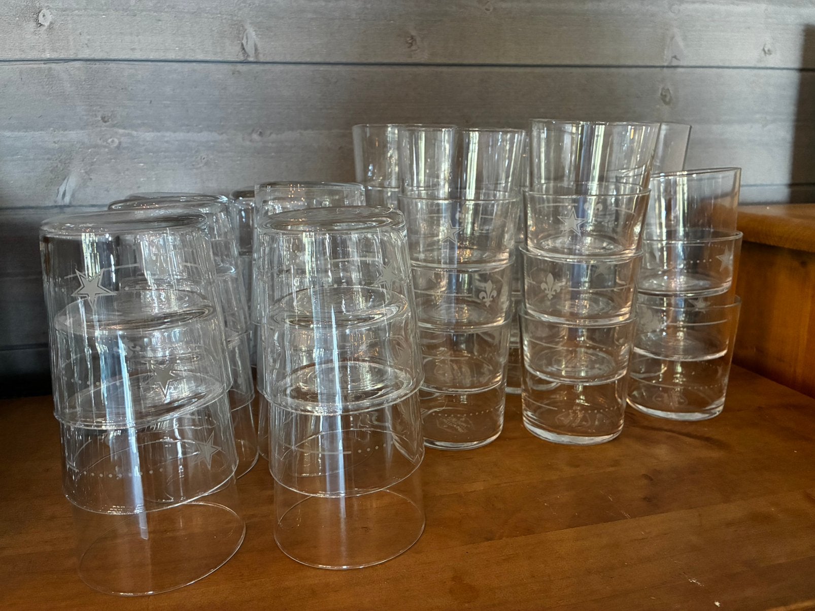 40 verres à eau San Pellegrino, Enlèvement, Comme neuf