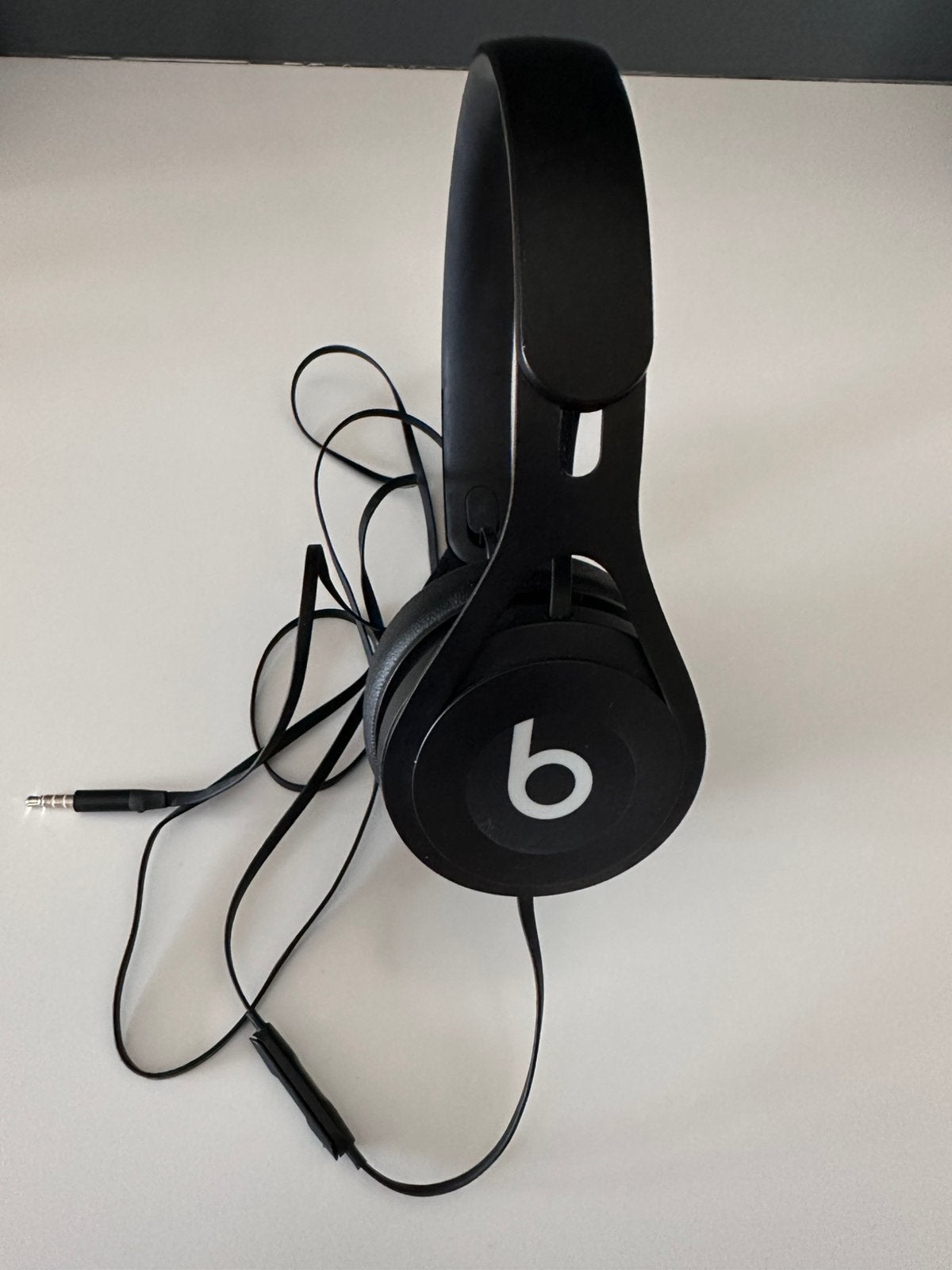 VERSLAAT BEKABELDE KOPTELEFOONS, Audio, Tv en Foto, Hoofdtelefoons, Ophalen, Zo goed als nieuw, Beats