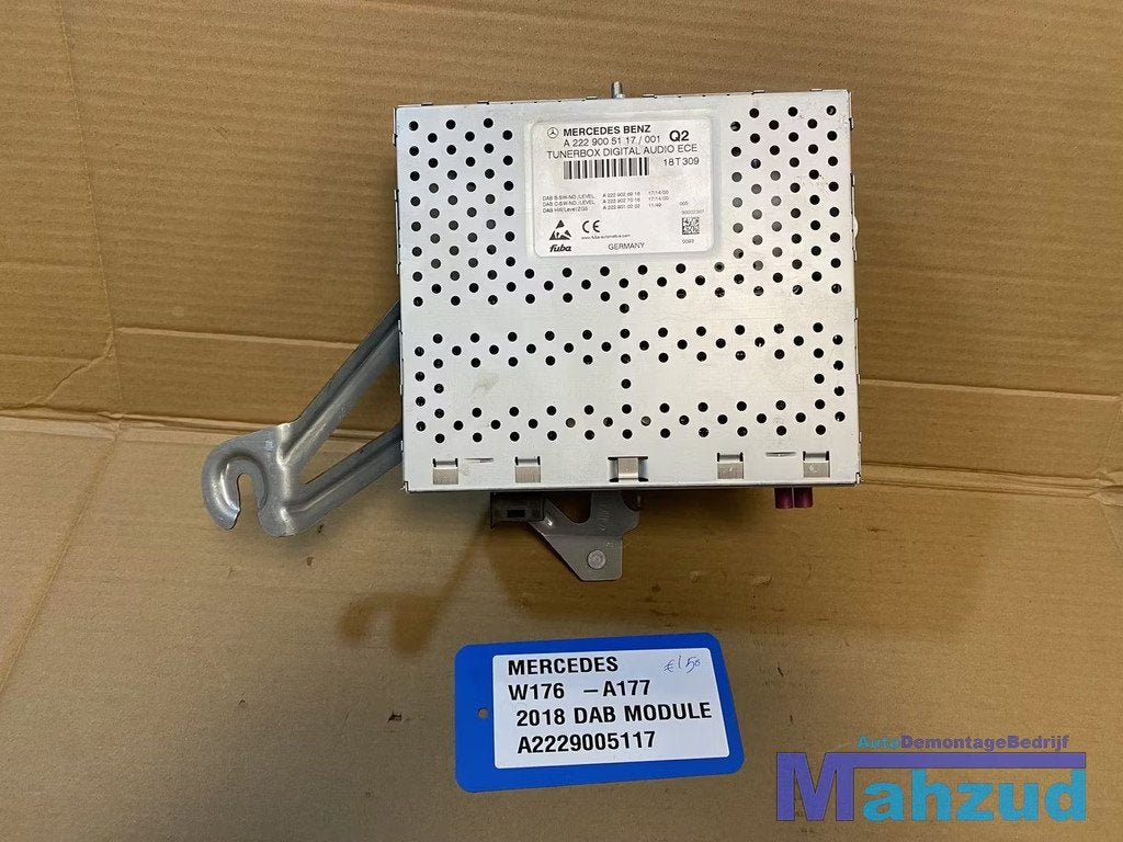 MERCEDES A-klasse W176 W177 Dab module 2012+ A2229005117, Autos : Pièces & Accessoires, Électronique & Câbles, Mercedes-Benz, Utilisé