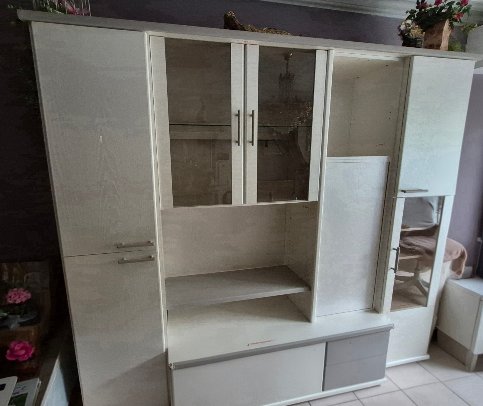 Grande armoire murale robuste avec barre, Enlèvement