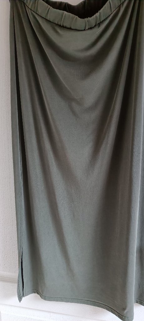 t-shirt + rok (merk VILA), Ophalen of Verzenden