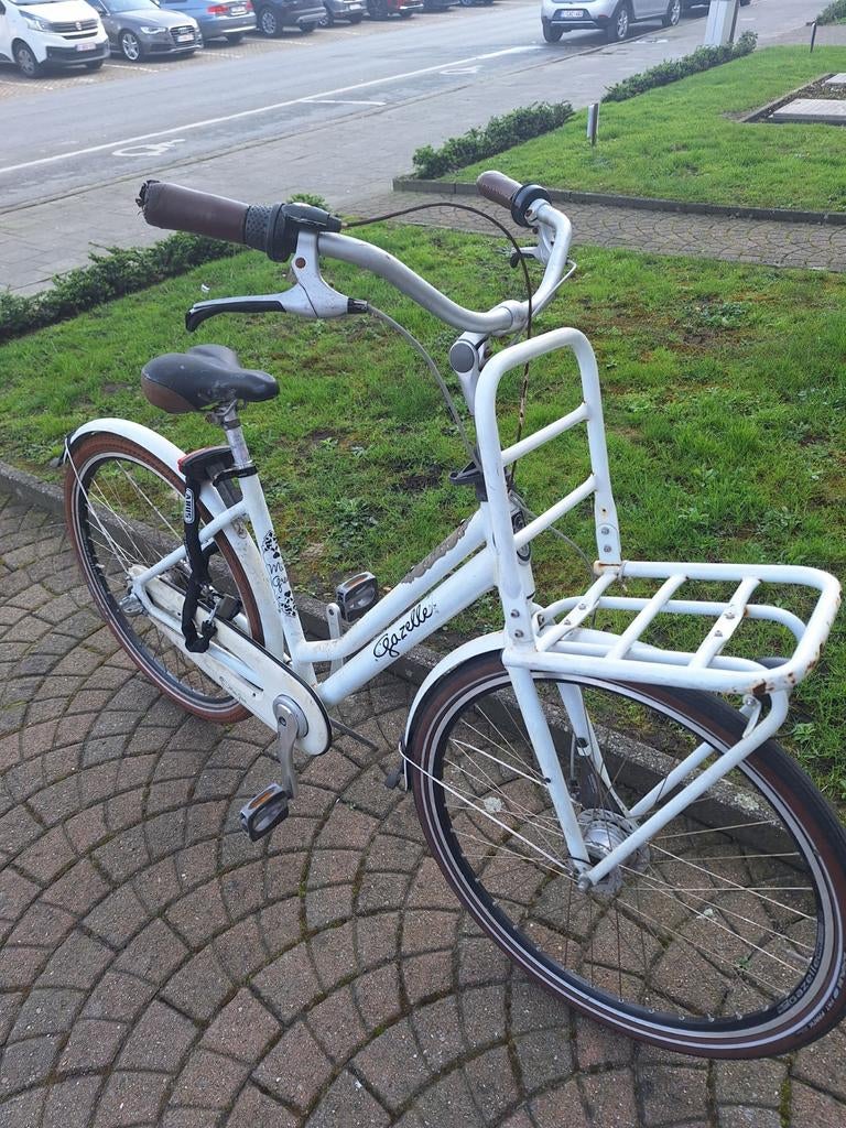 Gazelle dames fiets, Ophalen
