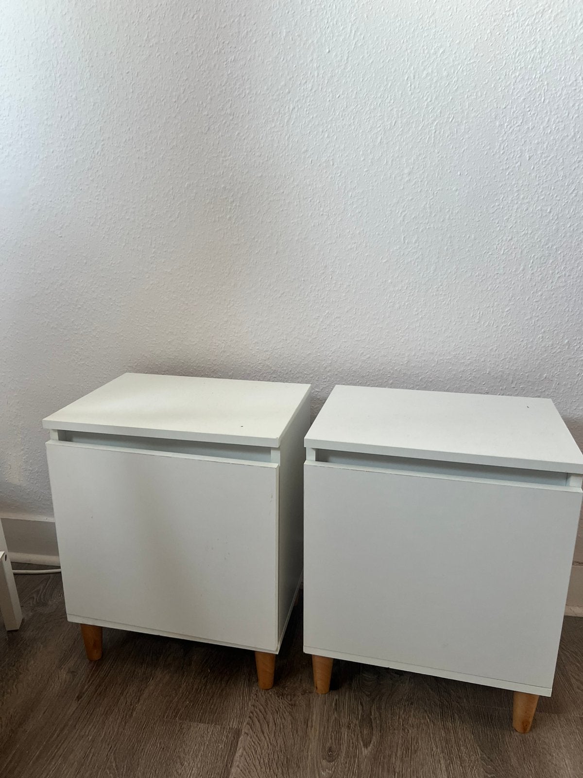 2 tables de nuit, Maison & Meubles, Enlèvement, Comme neuf