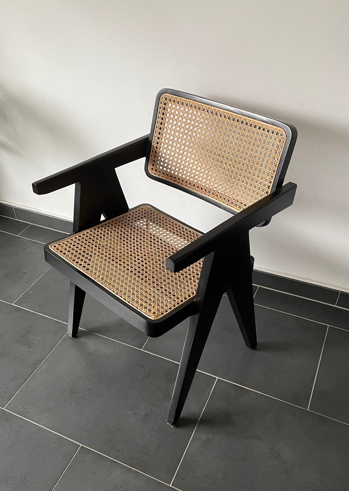 Design stoel, Enlèvement