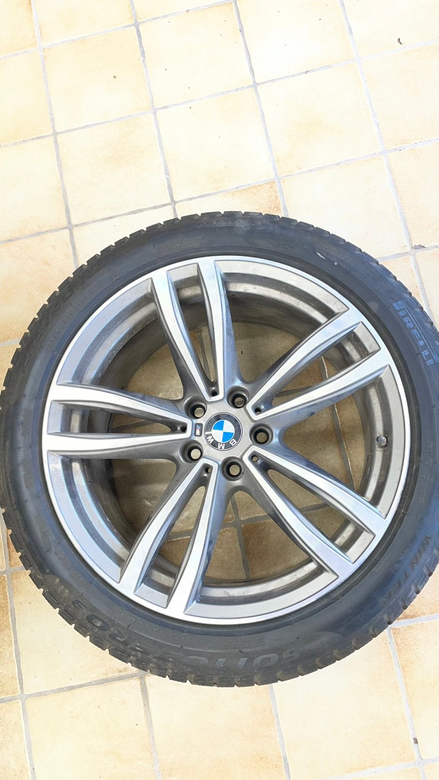 Originele BMW M 647M 19” breedset + Pirelli winter Runflat, Winterbanden, Band(en), Ophalen, 19 inch