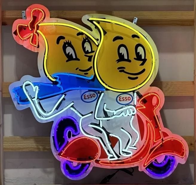 Esso scooter neon licht reclame en veel andere USA neons, Ophalen of Verzenden, Nieuw, Lichtbak of (neon) lamp