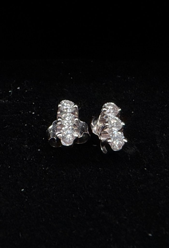 Boucles d'Oreilles Or Blanc 18K et Diamants, Puces ou Clous, Comme neuf, Or, Enlèvement