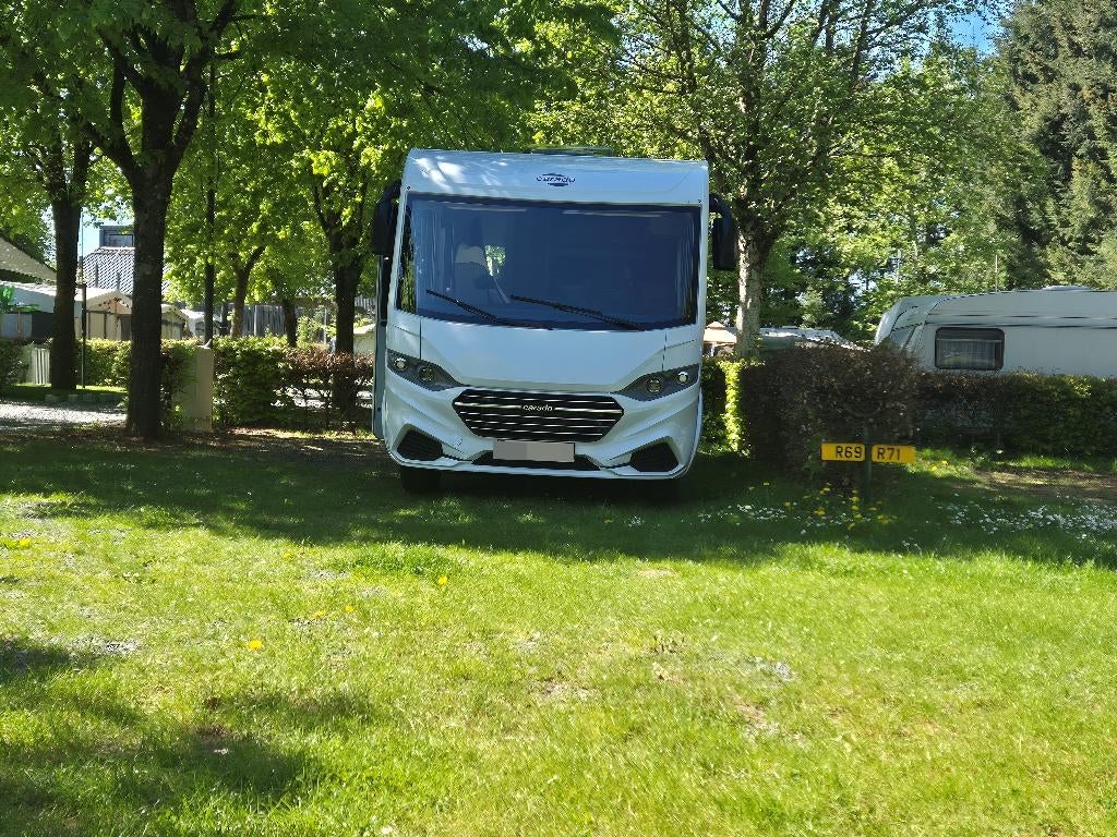 Carado(Hymer) 338 integraal automaat PRO+, Caravans en Kamperen, Mobilhomes, Koelkast, Standaard zit, Luifel, Fiat