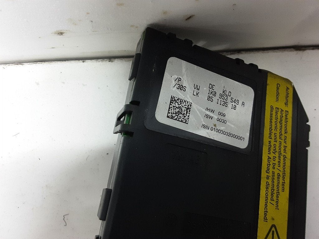 UNITE ELECTRONIQUE Volkswagen Golf V (1K1) (1KO953549A), Volkswagen, Mevr. I. Hauben, Utilisé, Rue de l'Espoir 34 34
4030  GRIVEGNÉE, BE