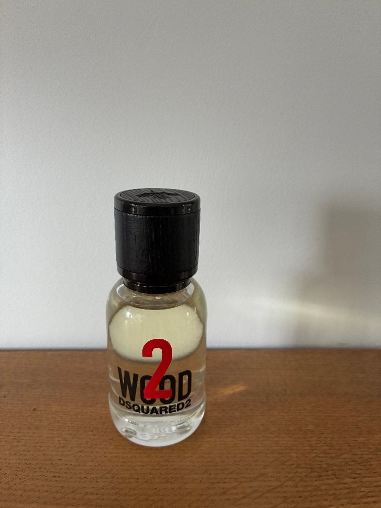 parfum DSQUARED2, Handtassen en Accessoires, Ophalen of Verzenden, Zo goed als nieuw