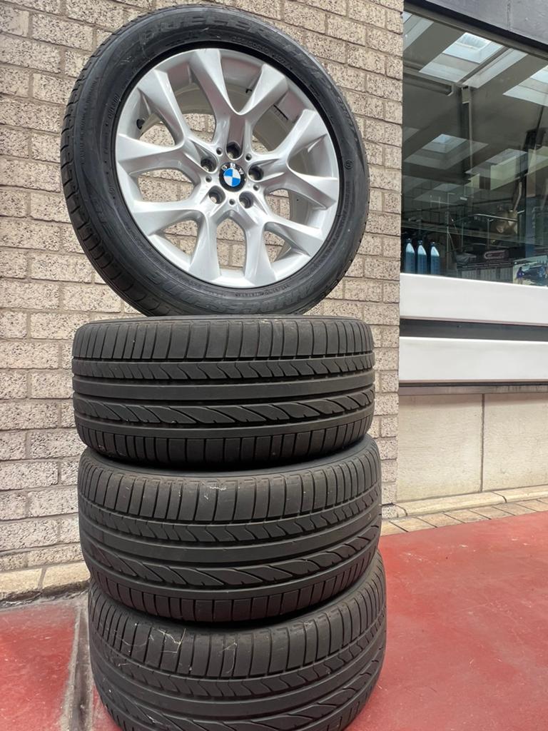 Paire de roues d'été pour BMW X5 (E70), Autos : Pièces & Accessoires, Pneus & Jantes, Pneus et Jantes, 255 mm, Pneus été, Utilisé