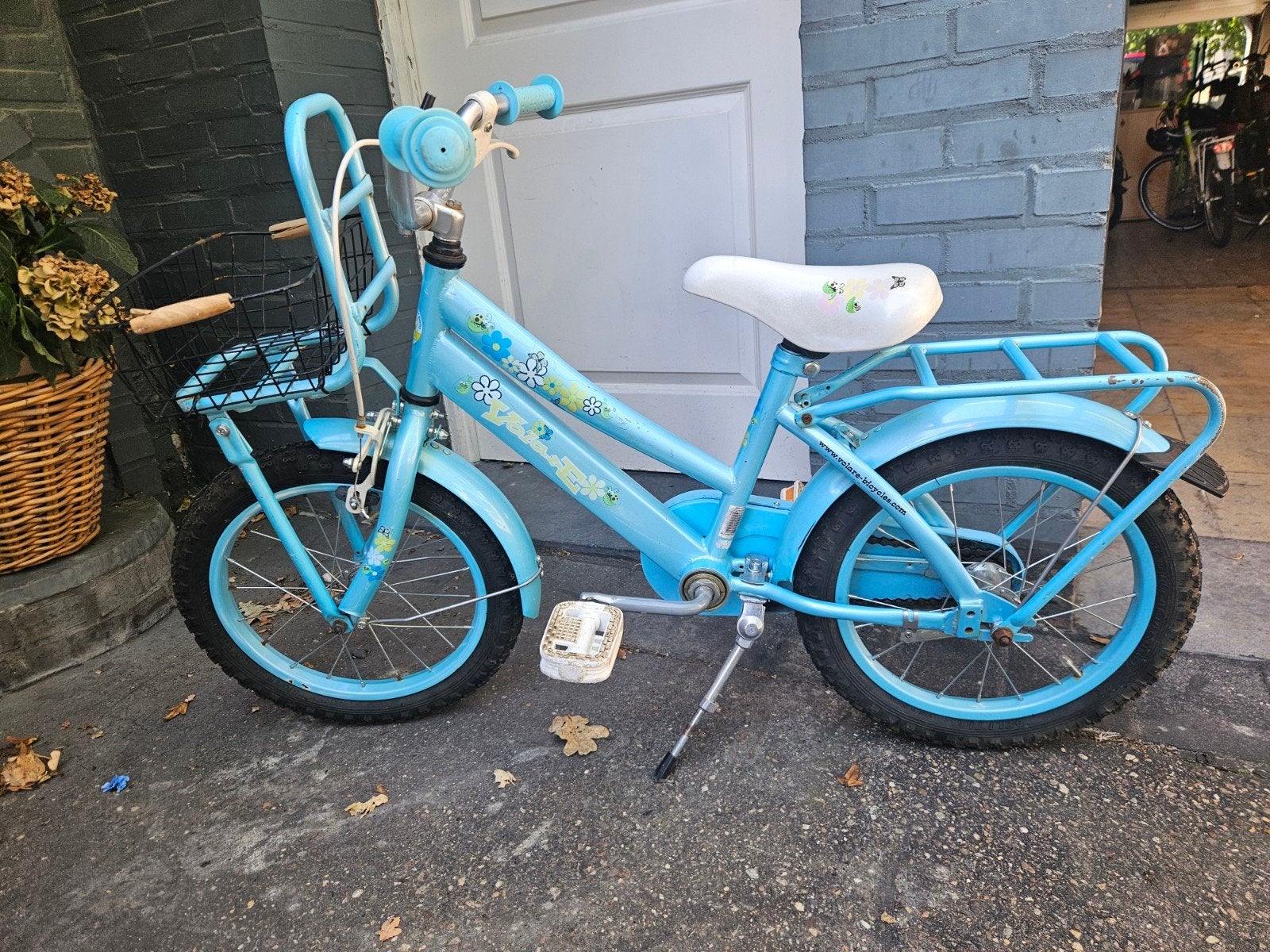 Kinderfiets - 16 inch - lakbeschadigingen, Fietsen en Brommers, Fietsen | Meisjes, Ophalen, Terugtraprem, Gebruikt, Volare