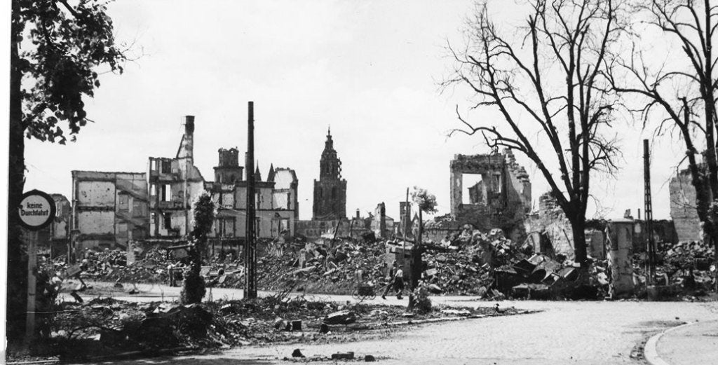 orig. foto - GI US Army - gebombardeerde Duitse stad - WO2, Verzenden, Landmacht, Foto of Poster