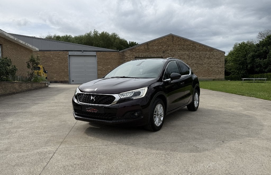 DS4 Crossback 1.2i Benzine ** CarPlay - Camera ** GAR 12M, Auto's, Voorwielaandrijving, Dealer onderhouden, Stof, MyCar