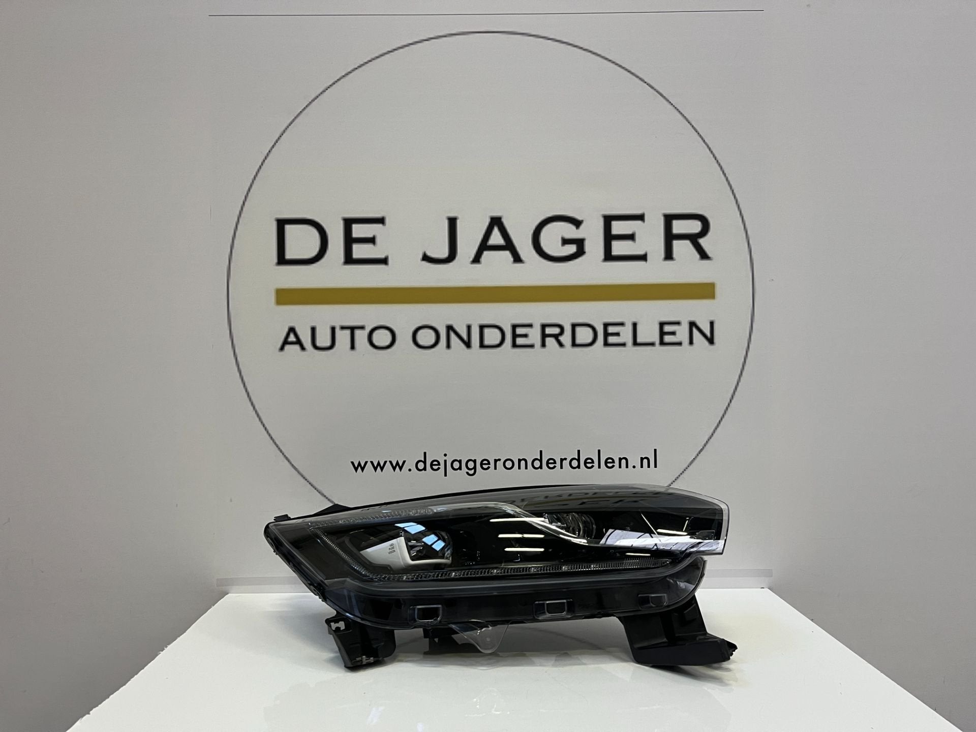 RENAULT ESPACE VOL LED KOPLAMP RECHTS 260104119R 2019-, Renault Group, Gebruikt, Contact.group@renault.com, Renault