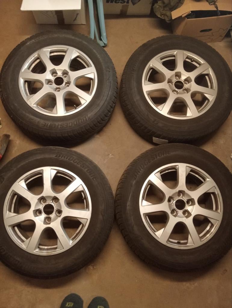 Pack roues hiver Audi Q5 d’origine – 17 pouces – Bridgestone, Pneus hiver, Enlèvement, Pneu(s), 17 pouces