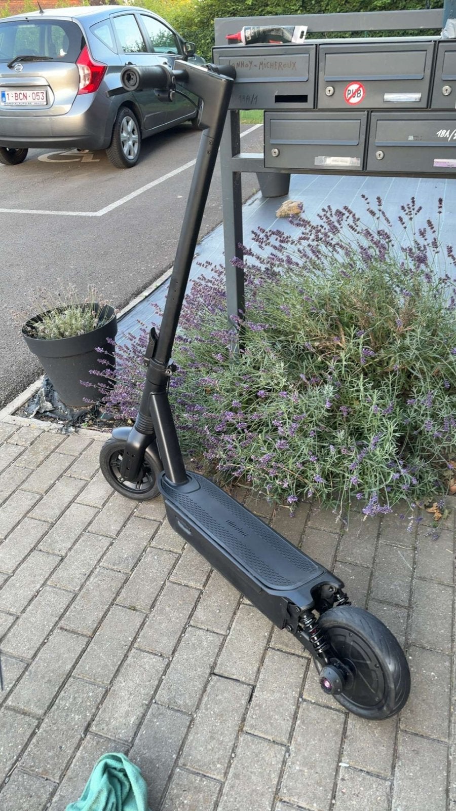 Ninebot g2max, Vélos & Vélomoteurs, Trottinettes, Enlèvement, Comme neuf