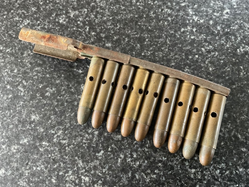 M1 Carbine karabijn stripper clip 9 onklare patronen, Verzenden, Landmacht, Hulzen of Bodemvondsten