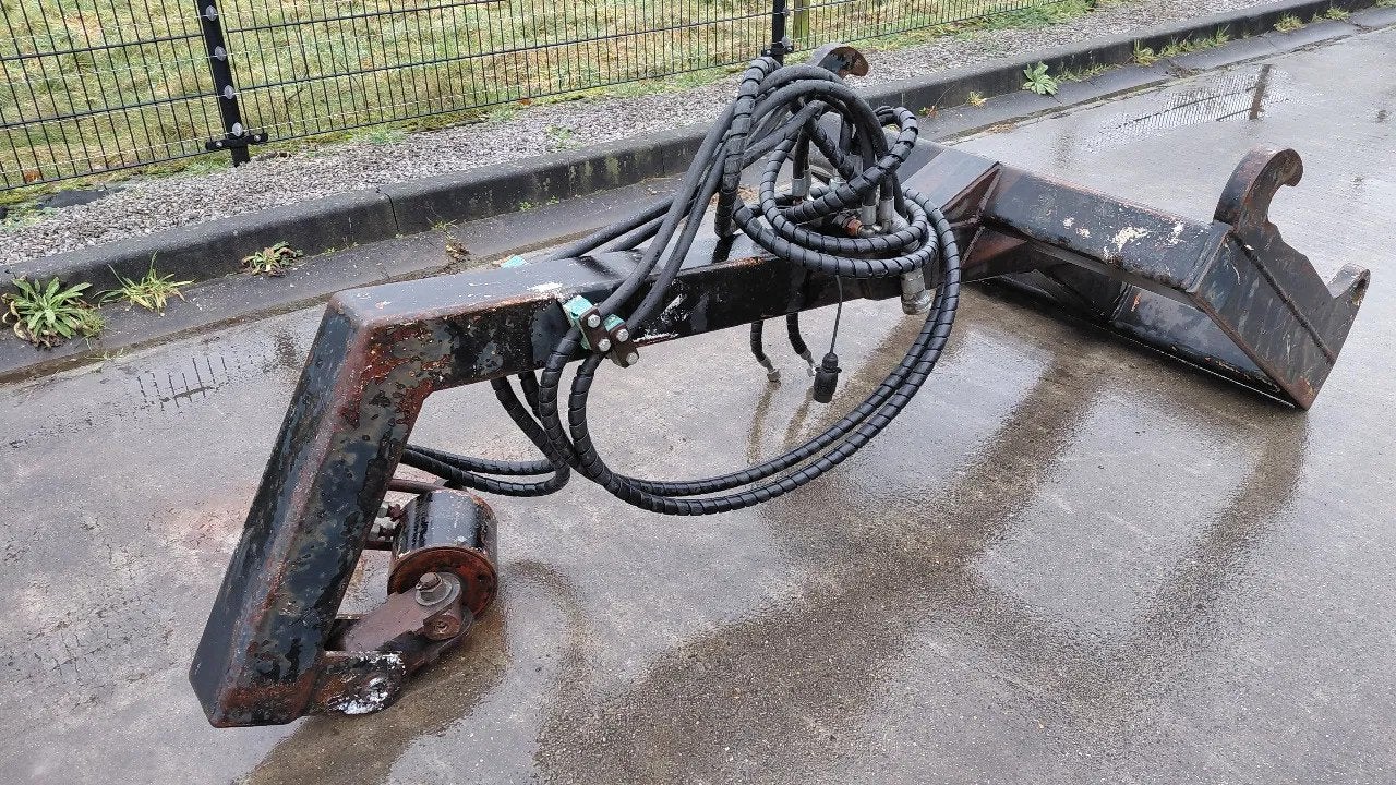 Volvo Brick clamb stenenklem with rotating jib, Zakelijke goederen, Machines en Bouw | Onderdelen