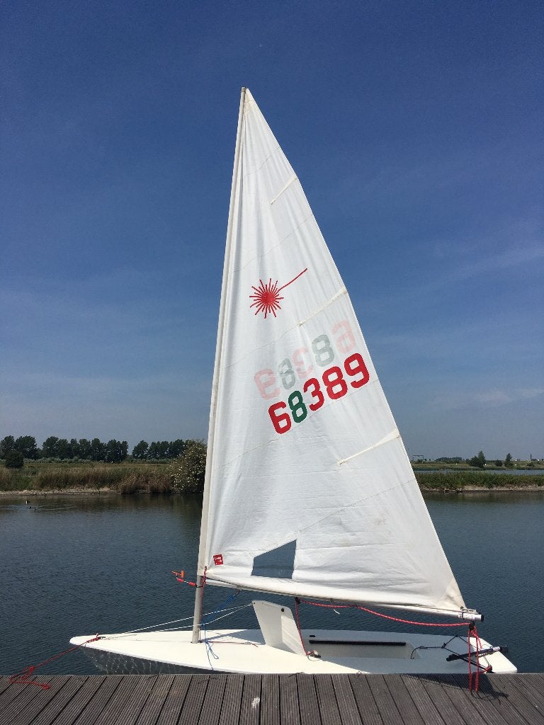 Laser zeilboot - Compleet + zeilklaar, Ophalen, Laser, Laser, Grootzeil