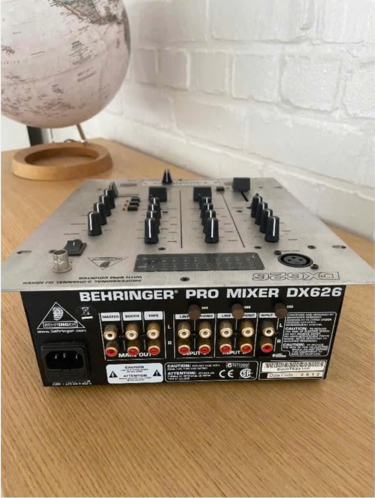 Table de mixage Pioneer, Enlèvement, Pioneer
