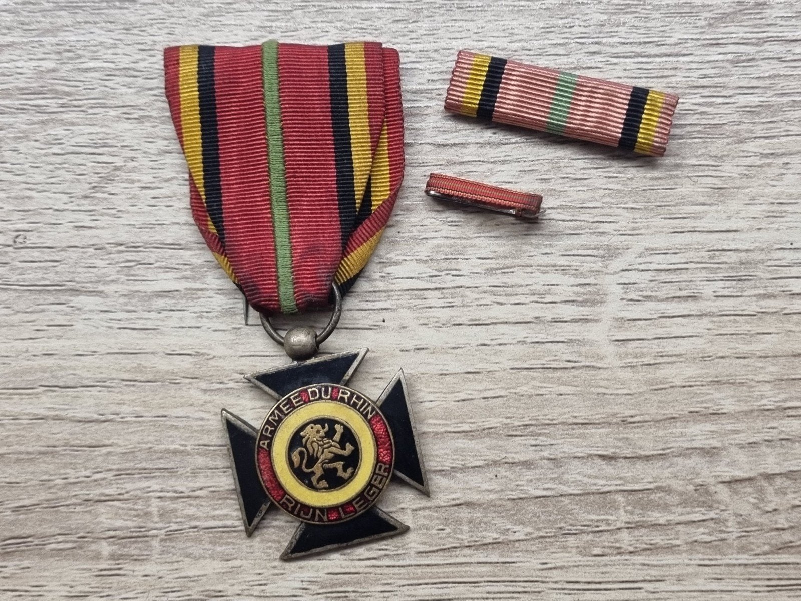 ABBL Medaille Armée Du Rhin - Rijn Leger, Enlèvement ou Envoi, Armée de terre, Ruban, Médaille ou Ailes