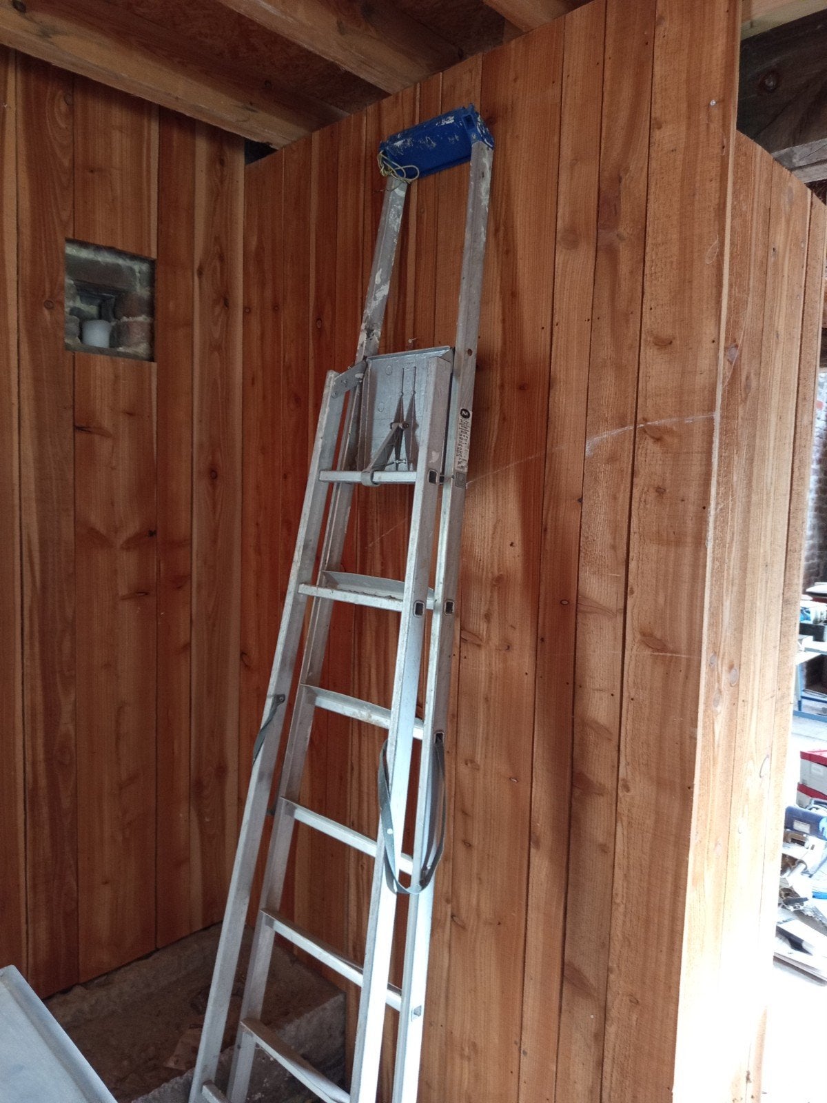 Grande escabelle, Bricolage & Construction, Enlèvement