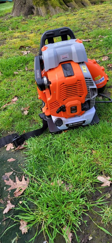 Benzine bladblazer  zo goed als nieuw!!, Tuin en Terras, Bladblazers, Ophalen, Benzine