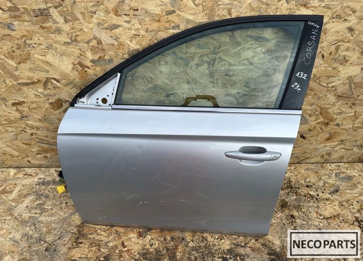 OPEL CORSA F PORTIER DEUR LINKS COMPLEET ORIGINEEL, Gebruikt, -, Opel, Ophalen of Verzenden