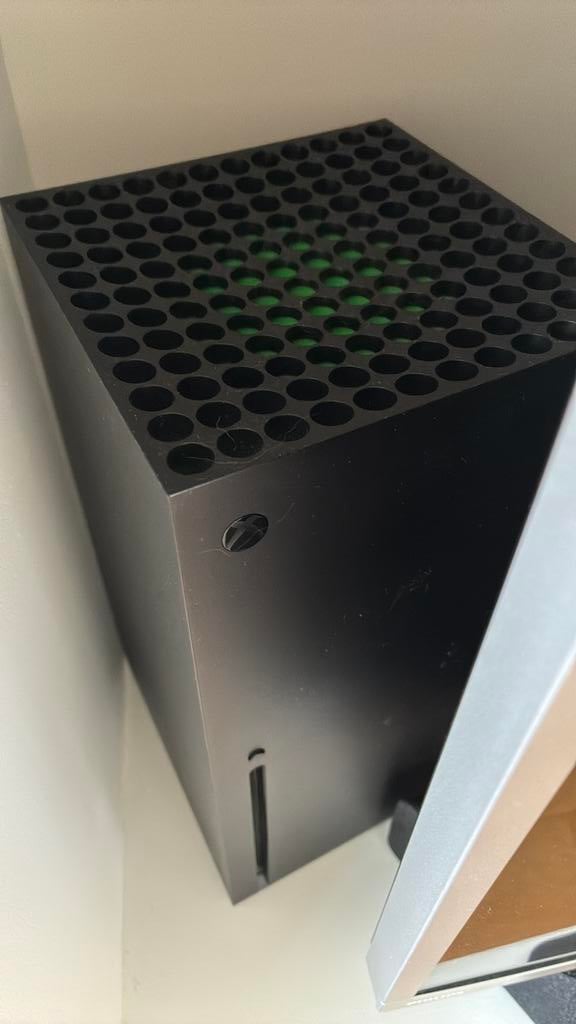 Xbox series x - 1TB - deux manettes+batteries - jeux, Enlèvement ou Envoi, Comme neuf, Xbox Series X