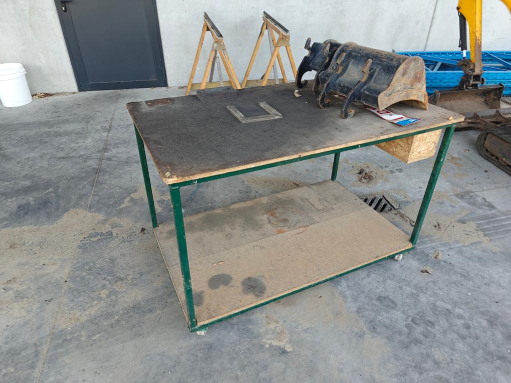 Werktafel op wielen, Doe-het-zelf en Bouw, Werkbanken, Ophalen