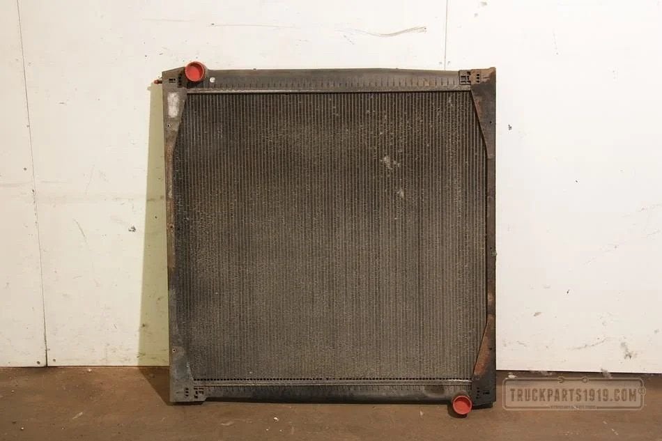 Behr HELLA SERVICE Cooling System Radiateur SCANIA 4, Autos : Pièces & Accessoires, Pièces camion, Enlèvement, Utilisé, Autres marques