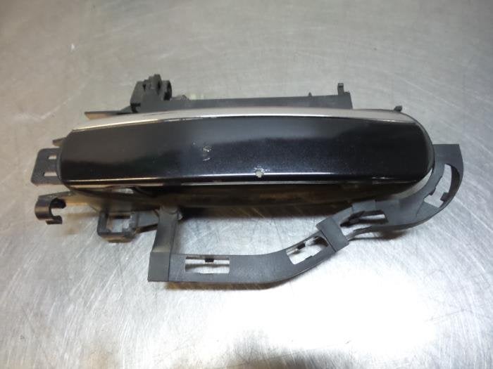 Poignée portière 4portes avant droite d'un Audi A6 (A6 04-, -, Audi, Utilisé, -