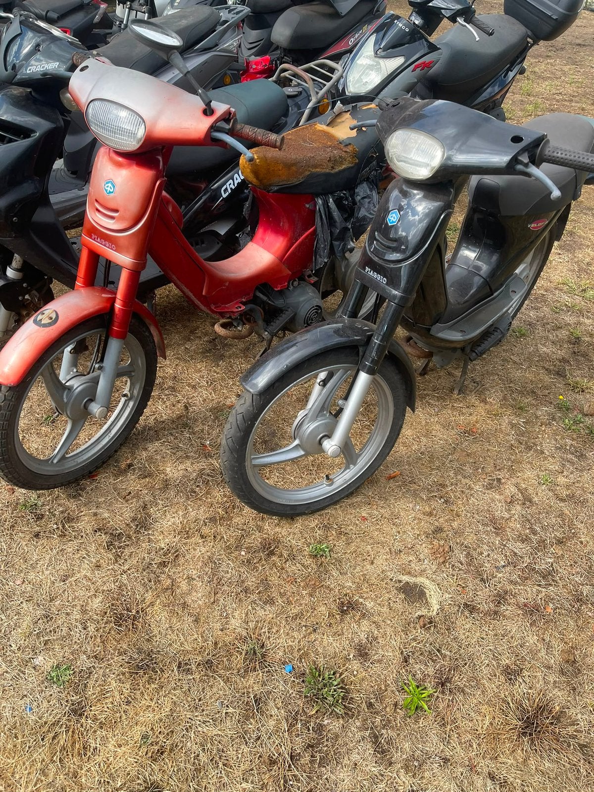 2x piaggio zonder papieren, Fietsen en Brommers, Ophalen